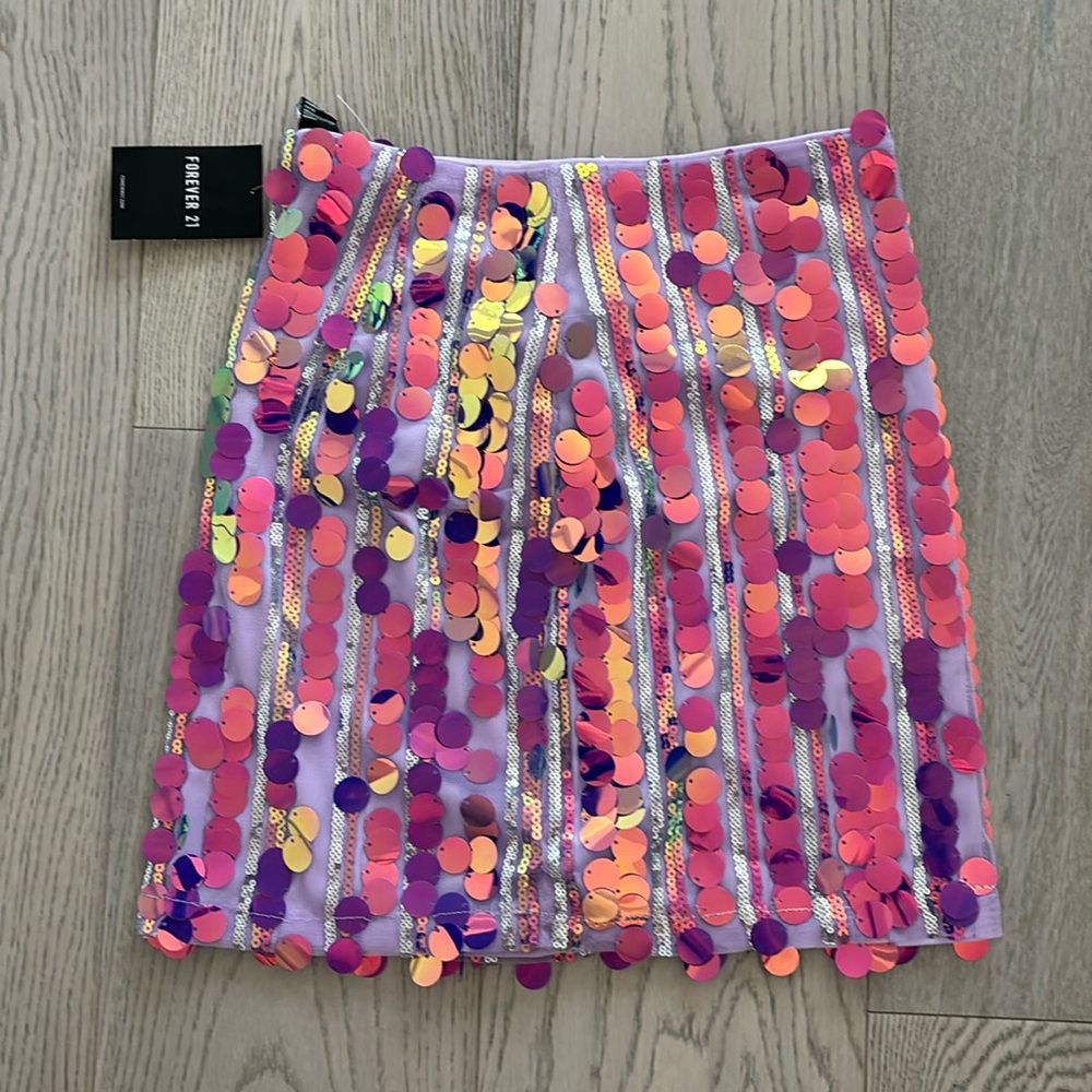 Brand new forever 21 sequin skirt size small